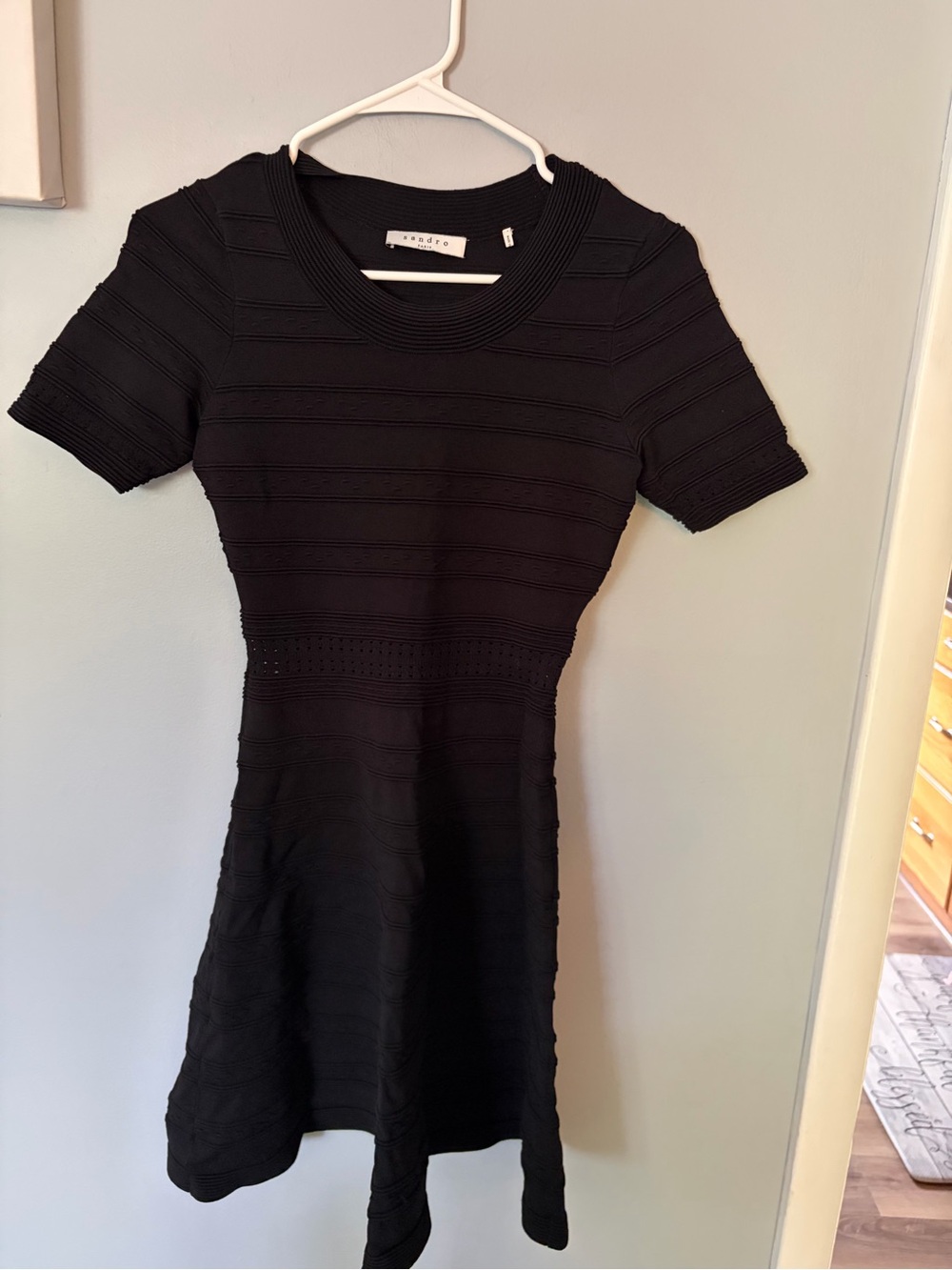 Sandro Paris Black Short Sleeve Stretch Knit Mini Dress R1509H-20 Size 2 (US M)
